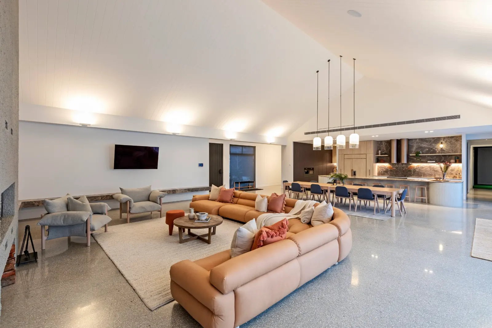Iolaire, Merricks. Open living and dining.